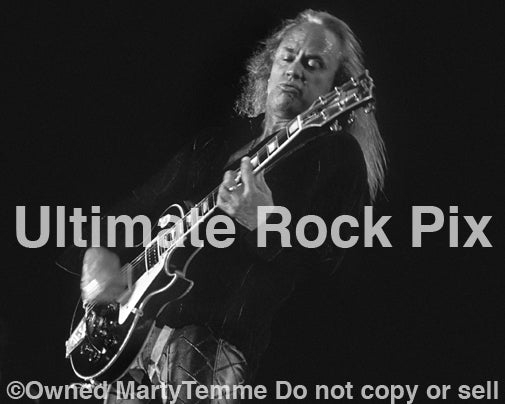 Photo of Rickey Medlocke of Lynyrd Skynyrd in 2002 by Marty Temme