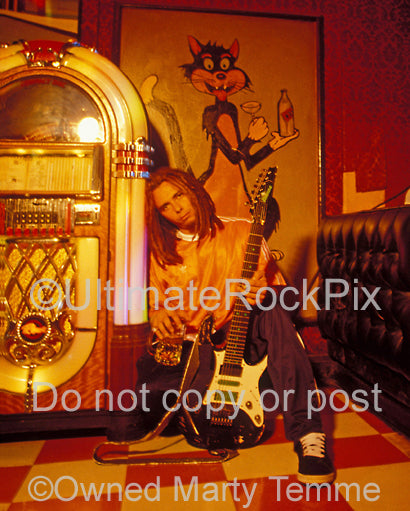 Photo of James Munky Shaffer of Korn in 1994 by Marty Temme