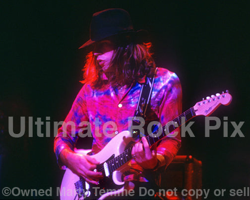 Photo of guitarist Nick Lashley in concert in 1994 by Marty Temme