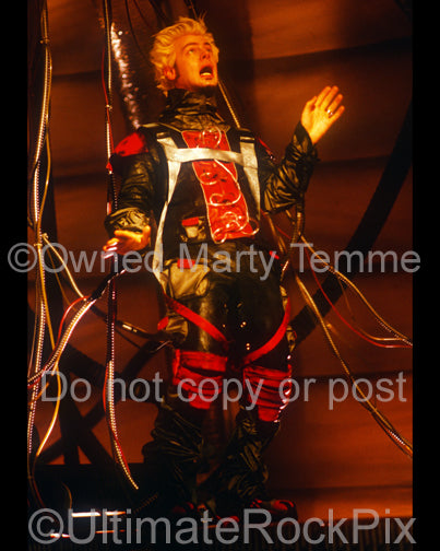 Photo of vocalist Spider One of Powerman 5000 performing onstage by Marty Temme