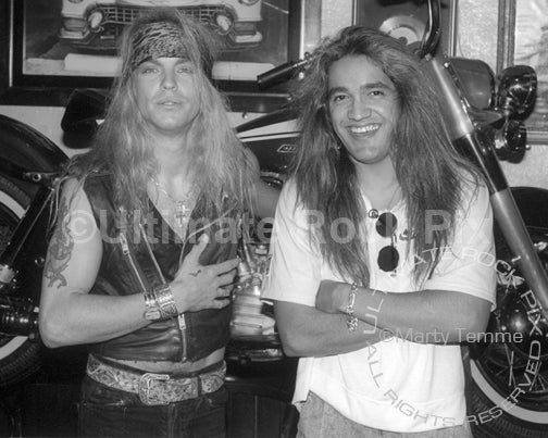 Photo of Marq Torien of BulletBoys and Bret Michaels of Poison in 1989 by Marty Temme