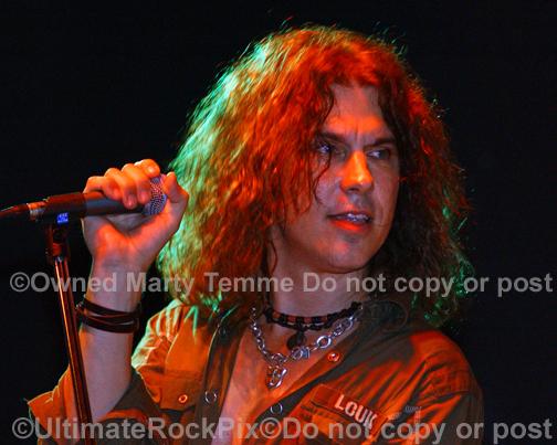 Photos of vocalist Keith St. John in concert in 2010 by Marty Temme