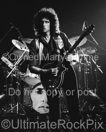 Photos of Brian May of Queen Performing Onstage in 1980 by Marty Temme