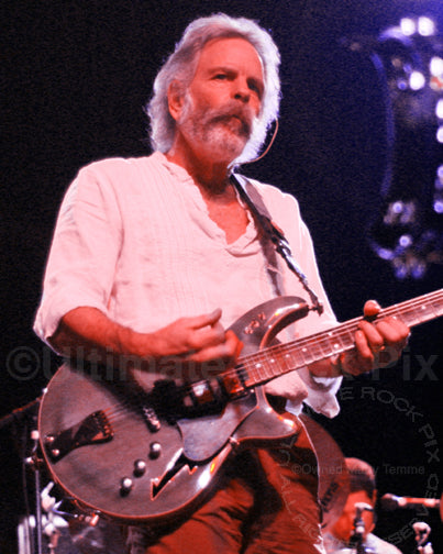Photo of Bob Weir of RatDog and The Grateful Dead in concert by Marty Temme