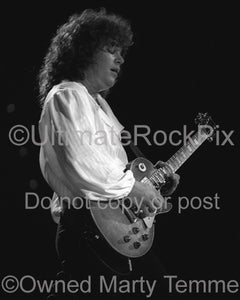 Photo of guitarist Gary Richrath of REO Speedwagon in 1981 by Marty Temme