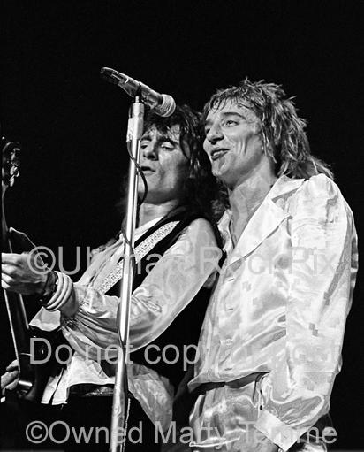 Photos of Ron Wood and Rod Stewart of Faces in Concert in 1974 by Marty Temme
