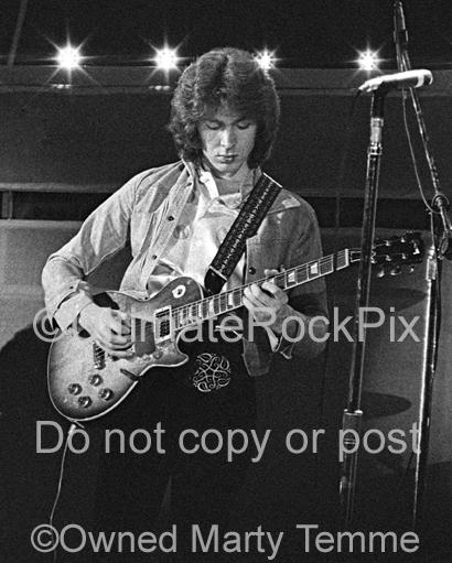 Photos of Mick Taylor of The Rolling Stones Playing a Gibson Les Paul in 1973 by Marty Temme