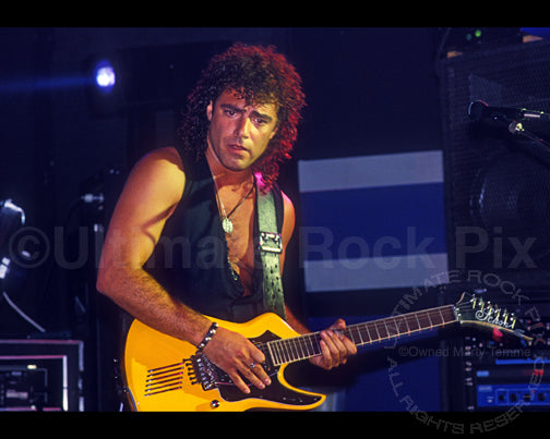 Photo of Neal Schon of Bad English in 1989 by Marty Temme