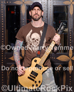 Photo of guitarist John Connolly of Sevendust during a photo shoot in 2007 by Marty Temme
