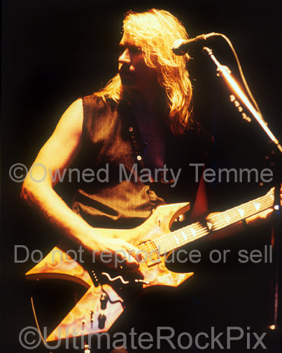 Photo of guitarist Spencer Sercombe of Shark Island onstage in 1989 - sharkss8921