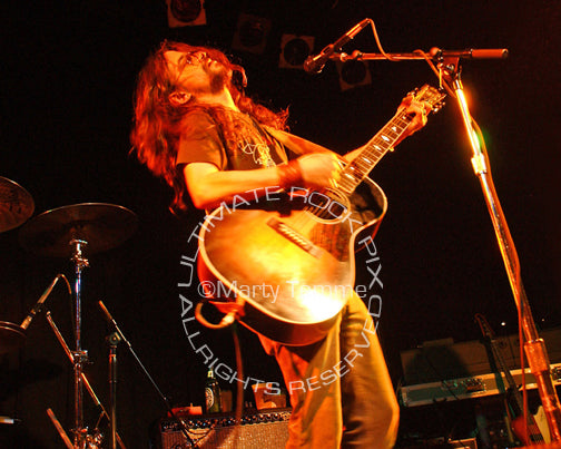 Photo of Shooter Jennings performing in concert by Marty Temme