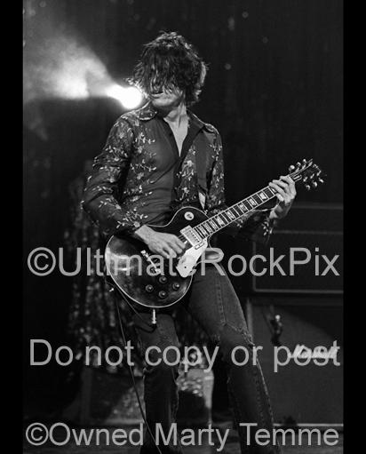 Black and White Photos of Guitar Player Dean DeLeo of Stone Temple Pilots Playing a Gibson Les Paul Standard in Concert in 2000 by Marty Temme