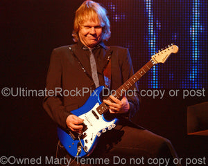 Photo of James "JY" Young of Styx in concert by Marty Temme