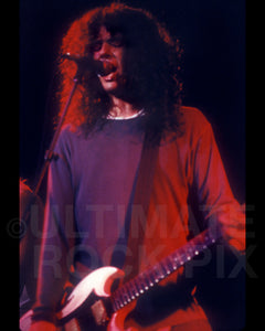 Photo of Marc Hutner of Sugartooth in concert in 1994 by Marty Temme