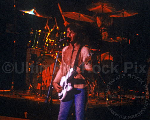Photo of John Wetton of Uriah Heep in 1976 by Marty Temme