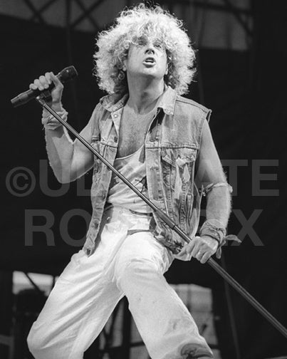 Photos of Sammy Hagar of Van Halen in Concert in 1986 by Marty Temme ...