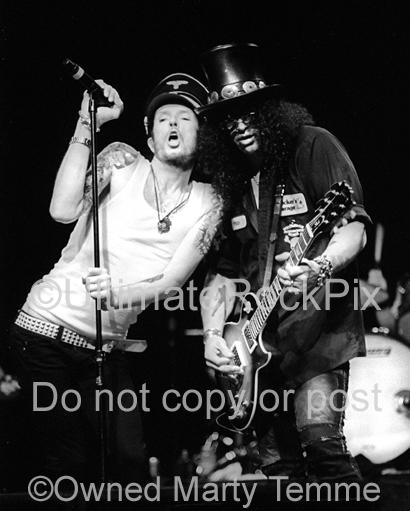 Black and White Photos of Scott Weiland and Slash of Velvet Revolver Performing Onstage by Marty Temme