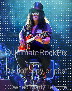 Photo of Slash of Velvet Revolver and Guns N' Roses playing a Gibson 335 in 2007 by Marty Temme