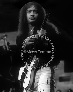 Black and white photo of Vito Bratta of White Lion in concert by Marty Temme