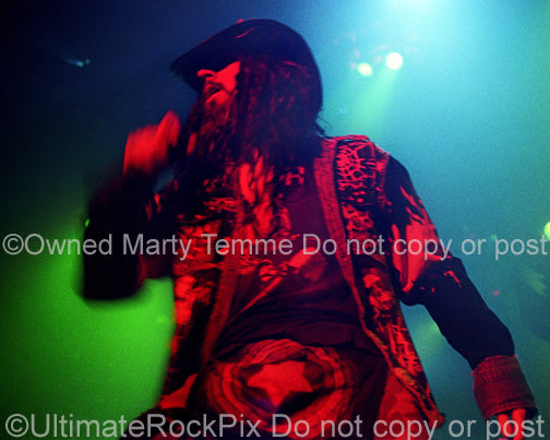 Photo of singer Rob Zombie of White Zombie in concert in 1993 by Marty Temme