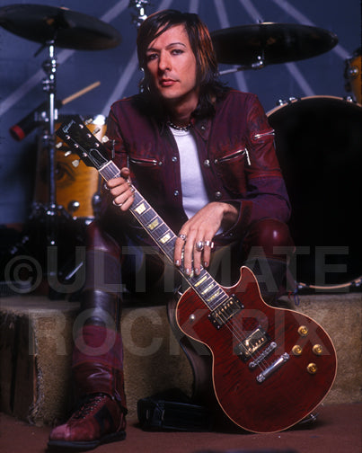 Photo of guitarist Yogi Lonich of Buckcherry during a photo shoot in 2001 by Marty Temme